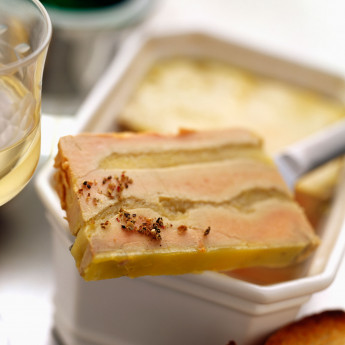 Terrine de foie gras, compotée de coing aux épices 